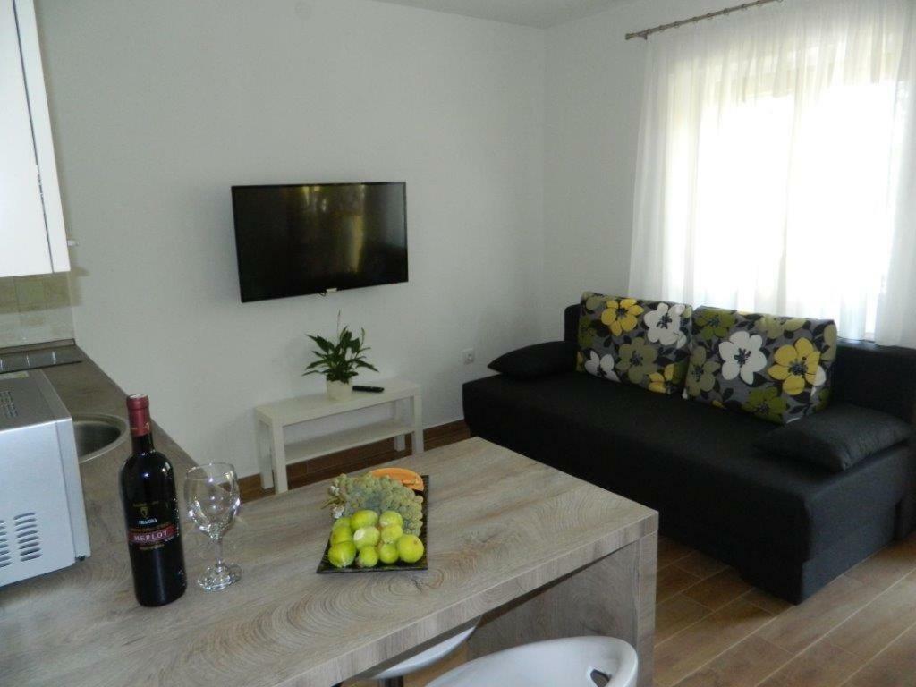 Apartments M&B Свети Юрай Екстериор снимка