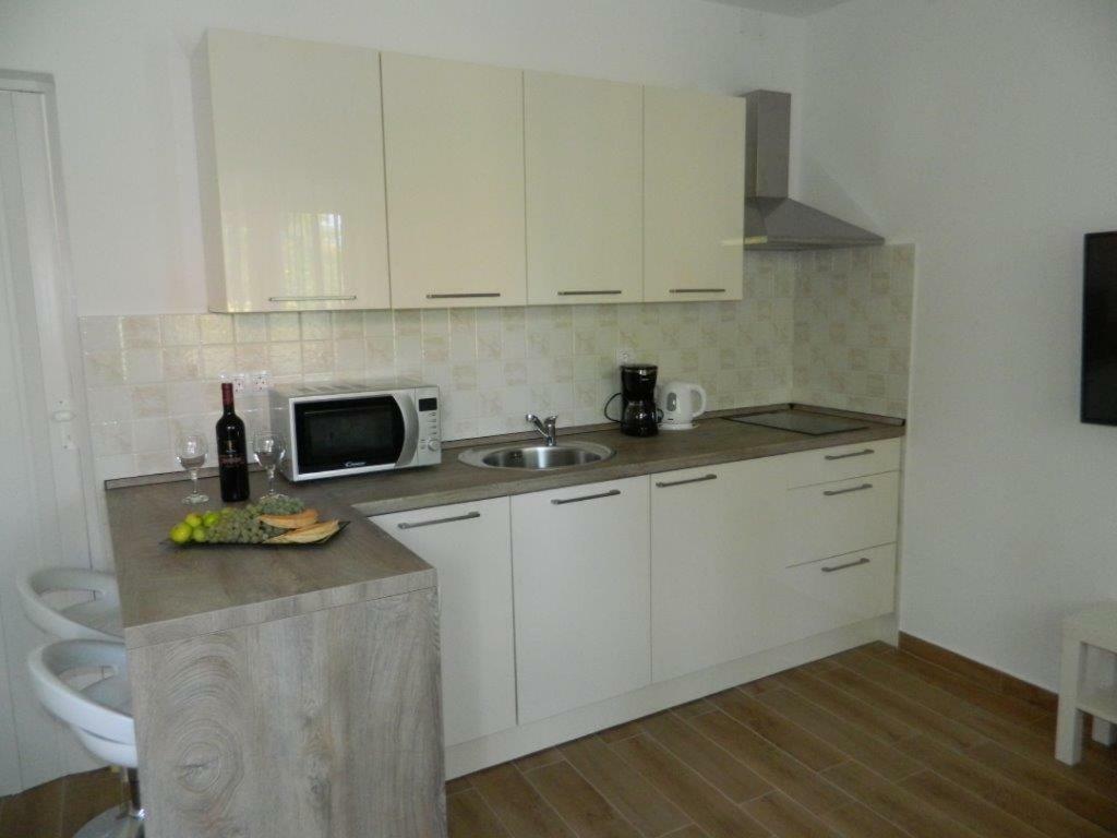 Apartments M&B Свети Юрай Екстериор снимка