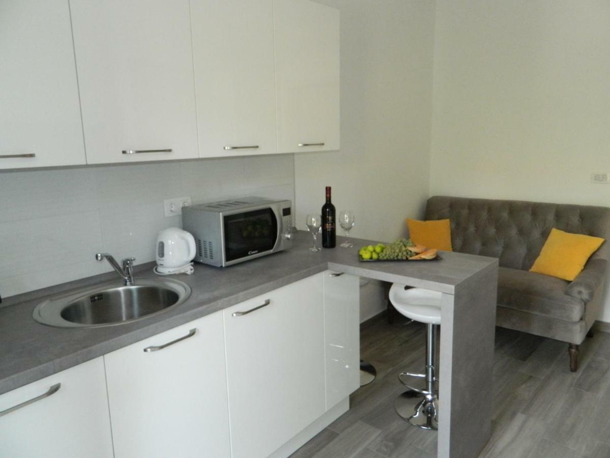 Apartments M&B Свети Юрай Екстериор снимка